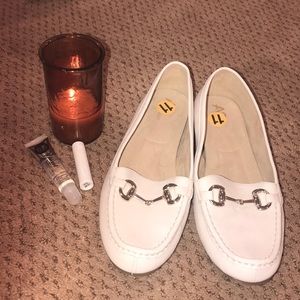 A2 loafers